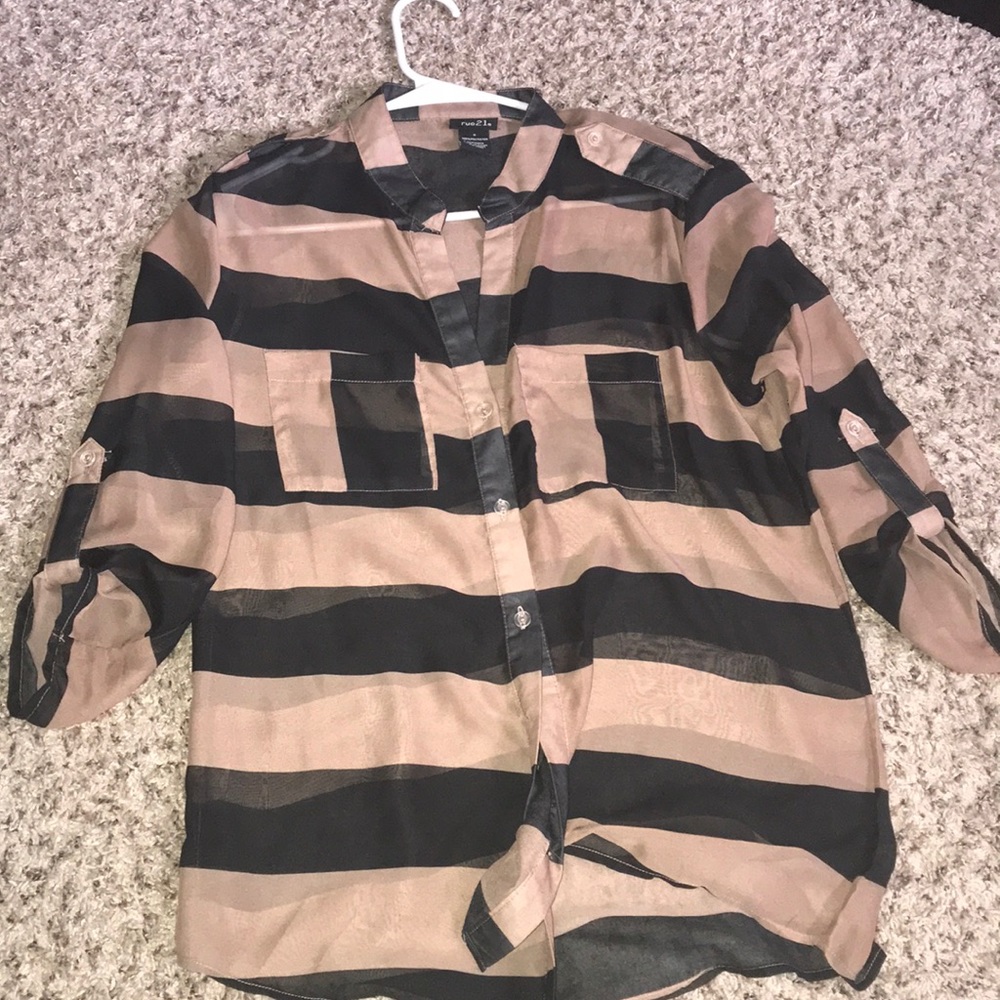 BLOUSE